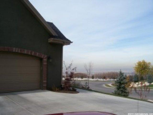 256 Summerwood Dr, Bountiful, UT 84010 — photo 12