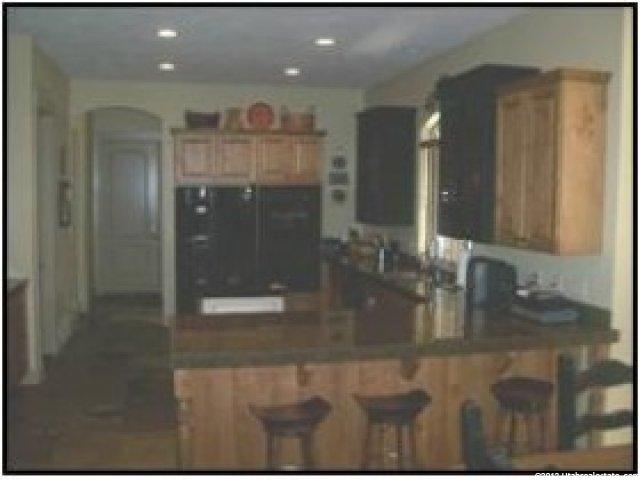 256 Summerwood Dr, Bountiful, UT 84010 — photo 10