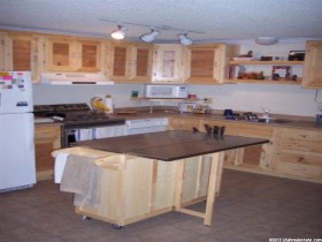 3979 Vernon Cir #D, Holladay, UT 84124 — photo 2