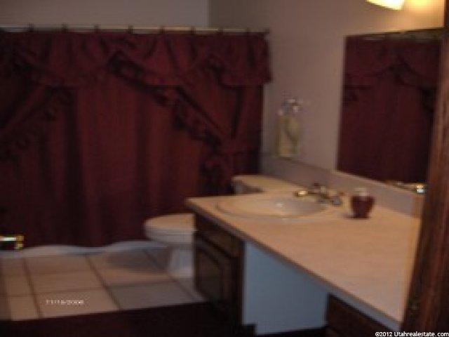 652 Eastside Dr, Layton, UT 84040 — photo 6