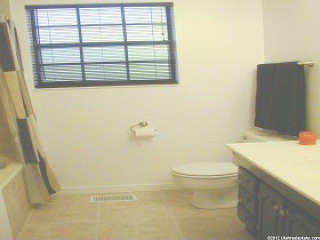 9694 S Eastdell Dr E, Sandy, UT 84092 — photo 12