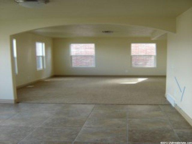 1398 S Galloway Pl W, Syracuse, UT 84075 — photo 2