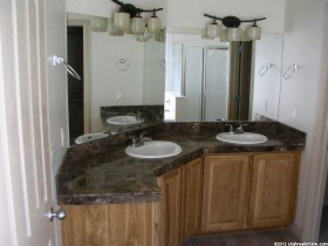 277 E Manilla Dr S, Draper, UT 84020 — photo 4