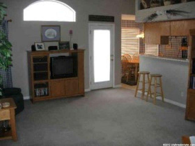 1586 N 100 W, Bountiful, UT 84010 — photo 3