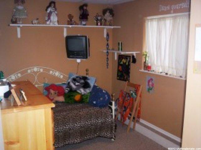 340 W 1850 S, Clearfield, UT 84015 — photo 10