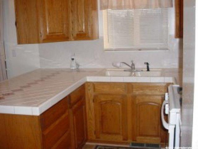 471 E 1850 N, North Ogden, UT 84414 — photo 6