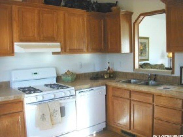 2000 S 466 W, Vernal, UT 84078 — photo 4