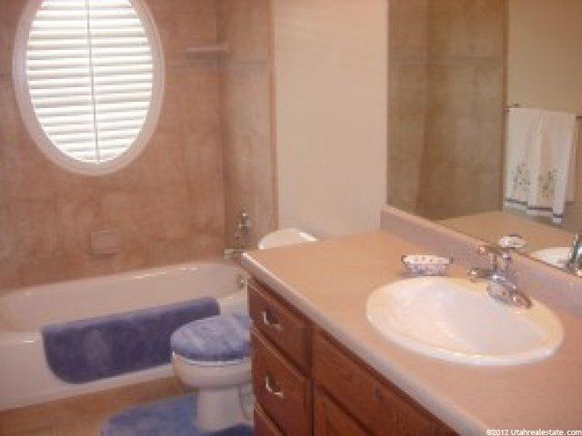 331 E Park View Cir S, Bountiful, UT 84010 — photo 4