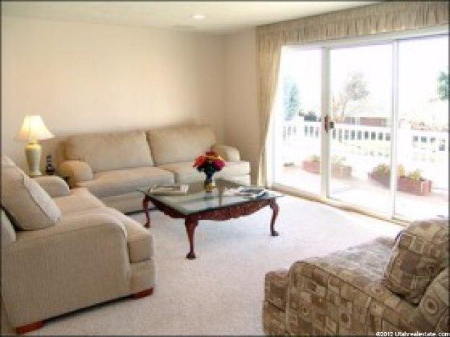 321 Ridgeview Dr, Bountiful, UT 84010 — photo 2