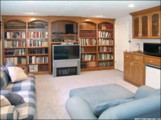 321 Ridgeview Dr, Bountiful, UT 84010 — photo 3