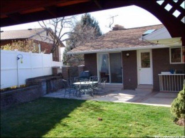 321 Ridgeview Dr, Bountiful, UT 84010 — photo 8