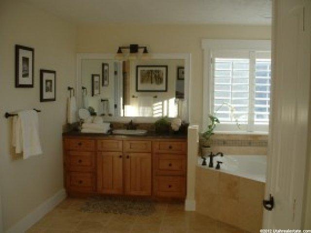 10228 Eagle Cliff Way, Sandy, UT 84092 — photo 6