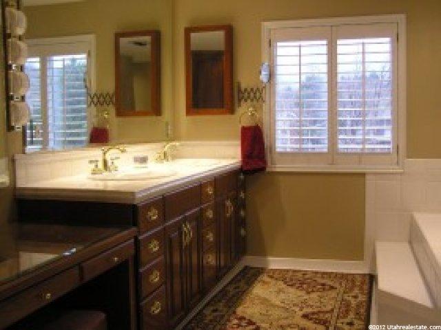 8723 Acorn Ln, Sandy, UT 84093 — photo 7