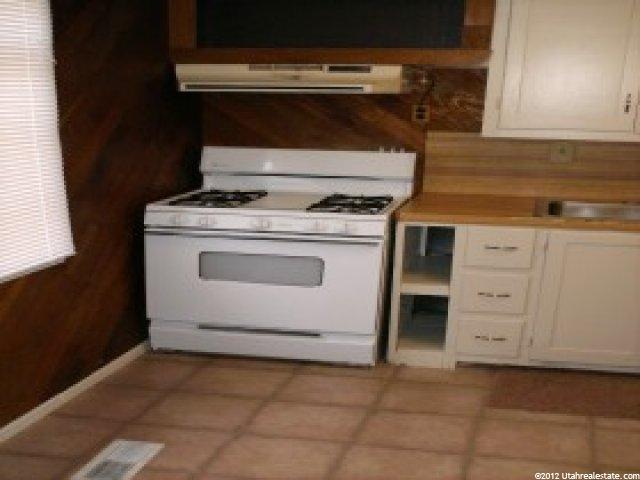 434 Harrop St, Ogden, UT 84404 — photo 3