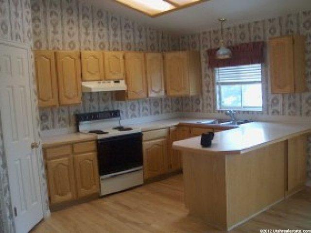 6755 S 1775 E, Uintah, UT 84403 — photo 10