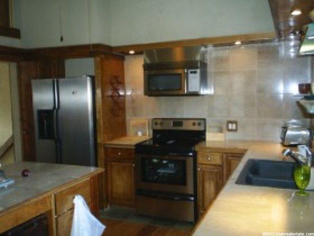 11370 S High Mesa Dr E, Sandy, UT 84092 — photo 5