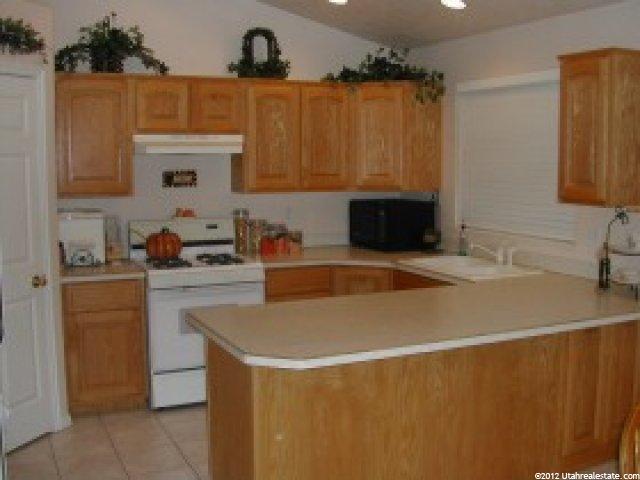 880 N Harrison Blvd, Ogden, UT 84404 — photo 2