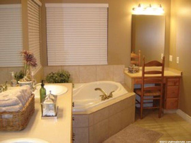 214 S Willow Creek Ln, Mona, UT 84645 — photo 9