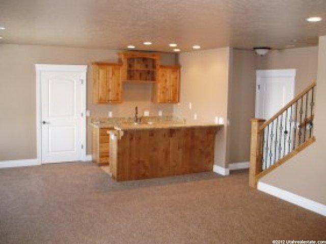864 S 300 E, Farmington, UT 84025 — photo 5