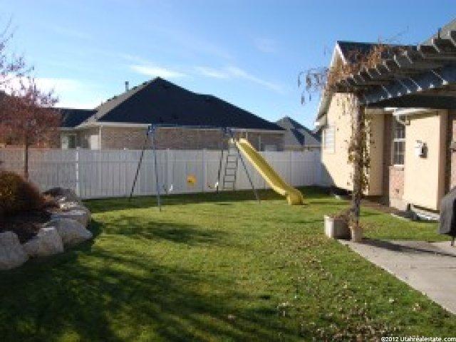453 W Ariane Way N, Centerville, UT 84014 — photo 12