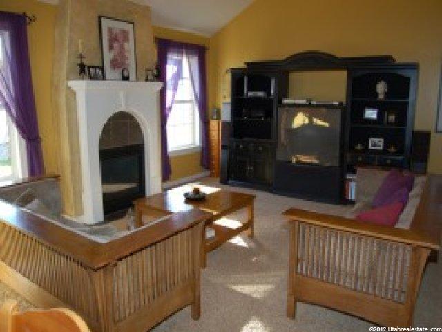 453 W Ariane Way N, Centerville, UT 84014 — photo 4