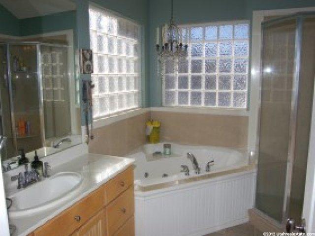 453 W Ariane Way N, Centerville, UT 84014 — photo 6