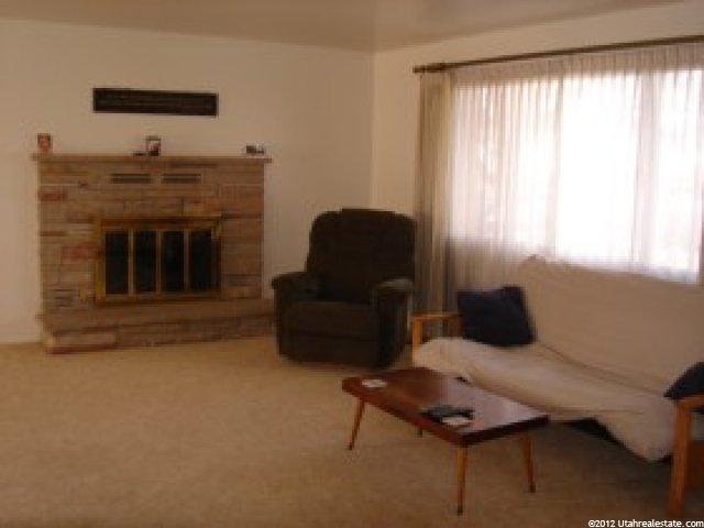 867 W 300 N, Vernal, UT 84078 — photo 2