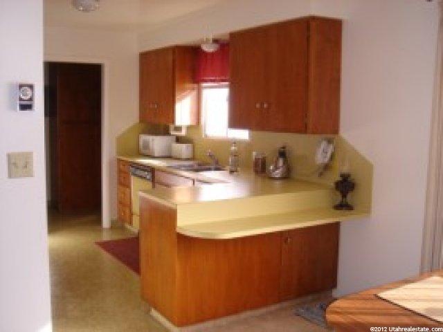 867 W 300 N, Vernal, UT 84078 — photo 3
