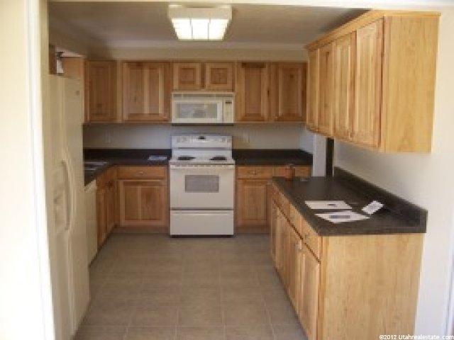 953 Aspen Way, Layton, UT 84040 — photo 2