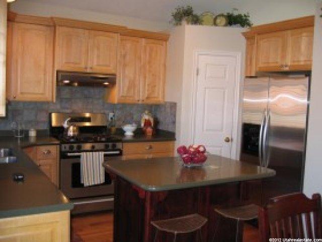 1019 Castle Rock Rd, Sandy, UT 84094 — photo 2
