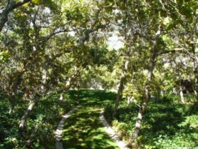 11698 S Cassowary Dr E, Sandy, UT 84092 — photo 4