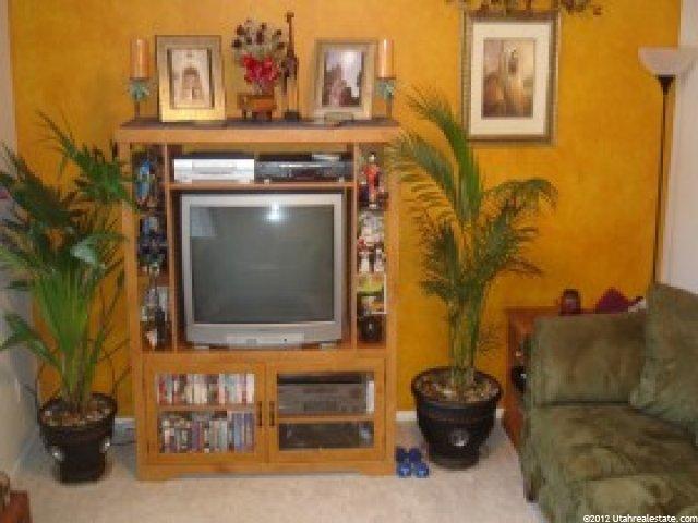 147 W 1190 N, Logan, UT 84341 — photo 2