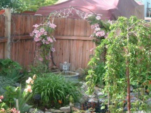 387 W 1375 N, Centerville, UT 84014 — photo 3