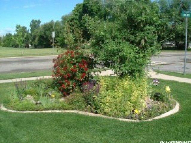 387 W 1375 N, Centerville, UT 84014 — photo 4