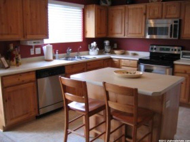 1834 N 685 W, West Bountiful, UT 84087 — photo 2