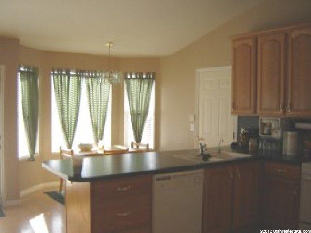 4891 Kessler Peak Dr, Riverton, UT 84065 — photo 5