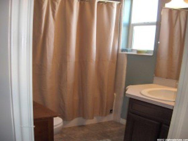 1593 N 2225 W, Clinton, UT 84015 — photo 7