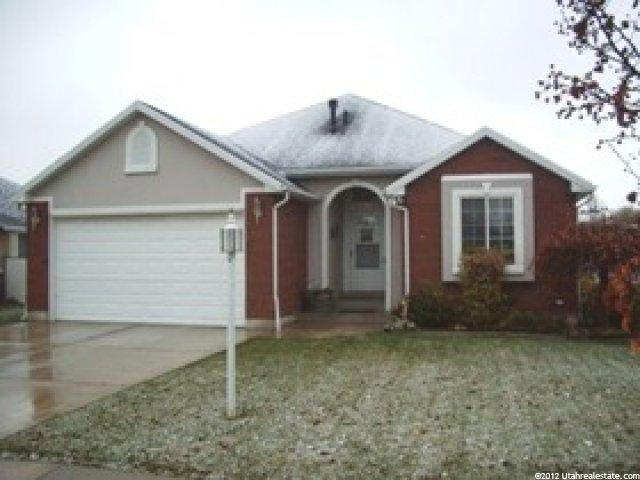 566 W 2275 N, Layton, UT 84041 — photo 2