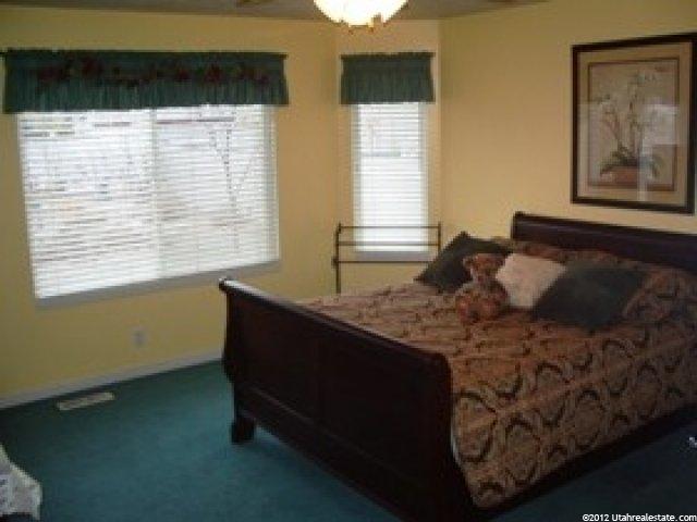 566 W 2275 N, Layton, UT 84041 — photo 5