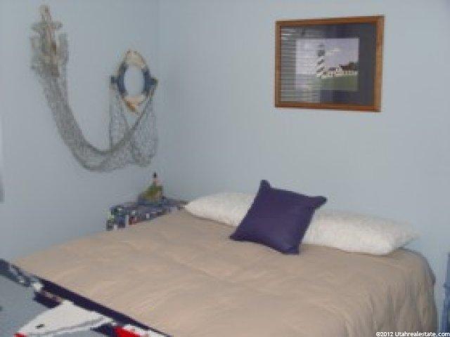 1105 E Avalon Hills Dr, Ogden, UT 84404 — photo 9