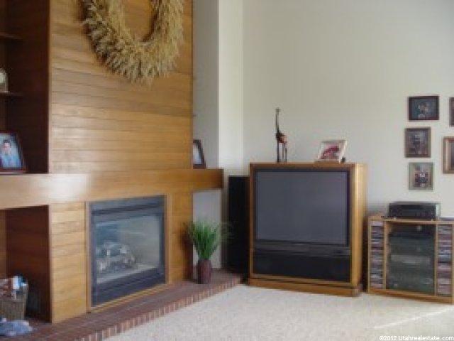 413 E 3325 N, North Ogden, UT 84414 — photo 4