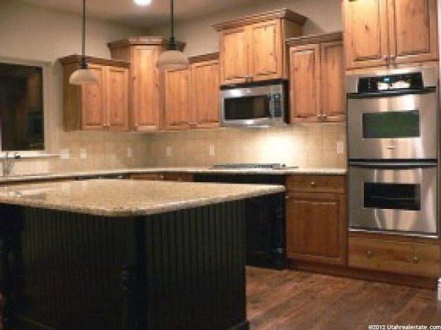 940 Willowmere Dr, Kaysville, UT 84037 — photo 3