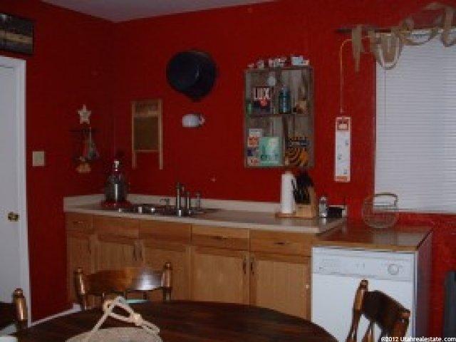 722 W 400 N, West Bountiful, UT 84087 — photo 4