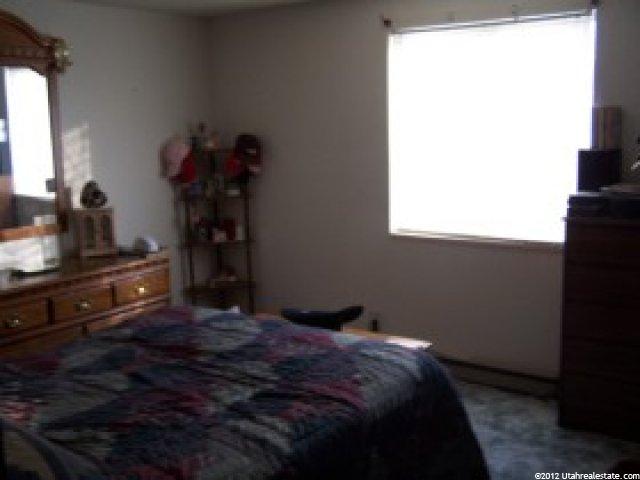 902 W 300 S, Vernal, UT 84078 — photo 3