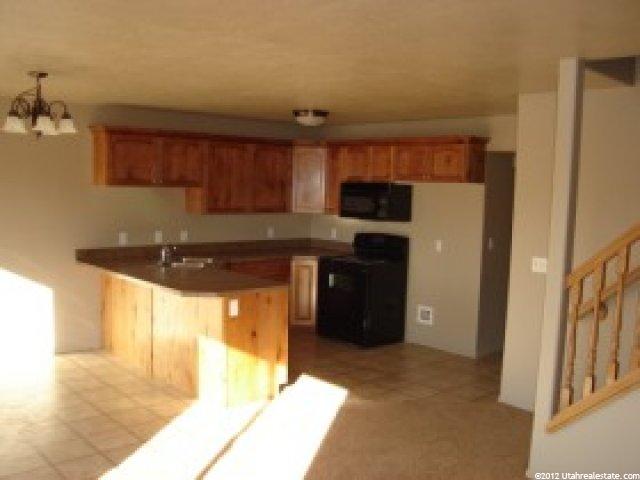 89 W 1850 N, Layton, UT 84041 — photo 3