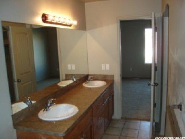 89 W 1850 N, Layton, UT 84041 — photo 5