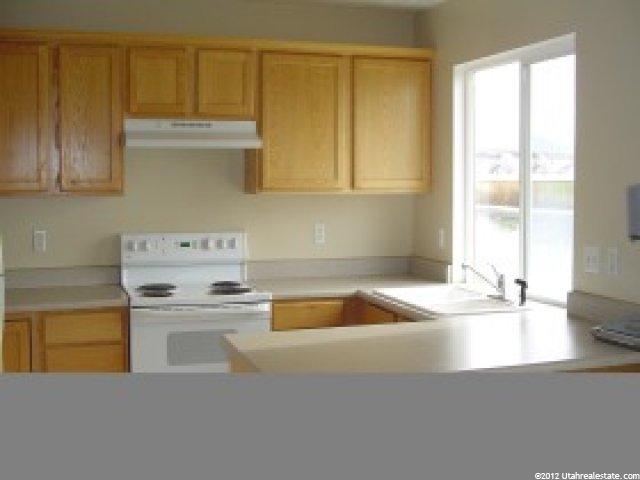 2367 W 2075 N, Clinton, UT 84015 — photo 2