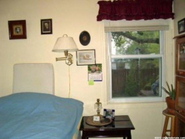 36 S Lakeview Dr, Clearfield, UT 84015 — photo 7