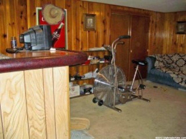 36 S Lakeview Dr, Clearfield, UT 84015 — photo 9