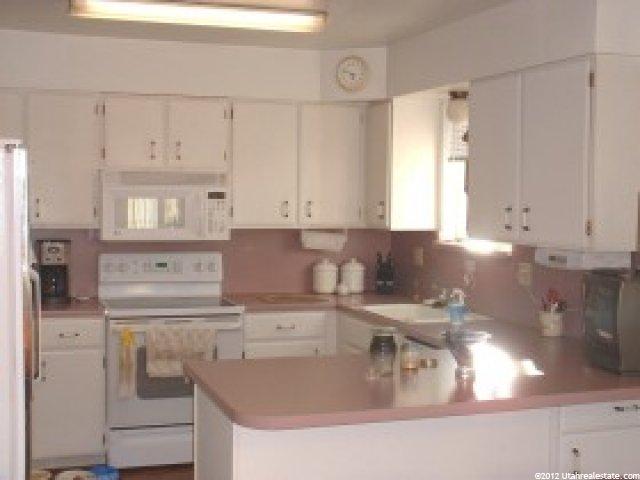 186 S 350 E, North Salt Lake, UT 84054 — photo 3